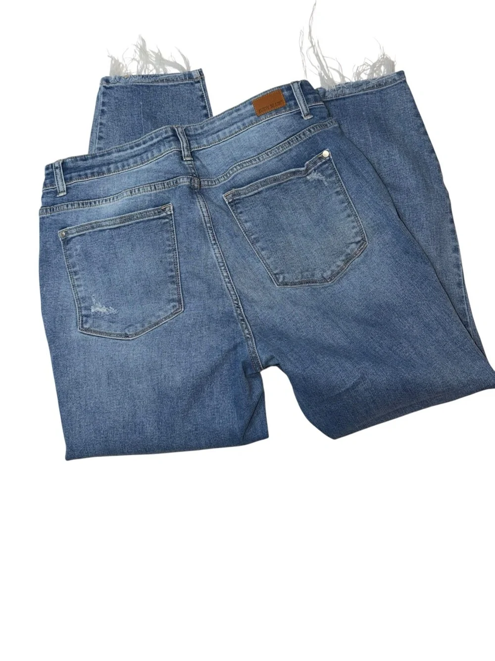 Judy Blue Medium Blue Distressed Ankle Crop Jeans